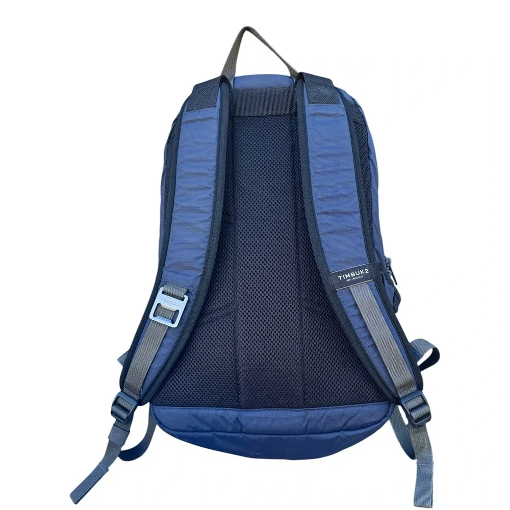 Timbuk2 brand model